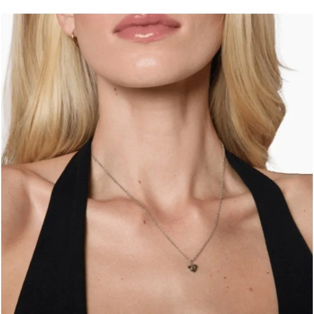 Coach Silver Heart Necklace‎ - Picture 3 of 4